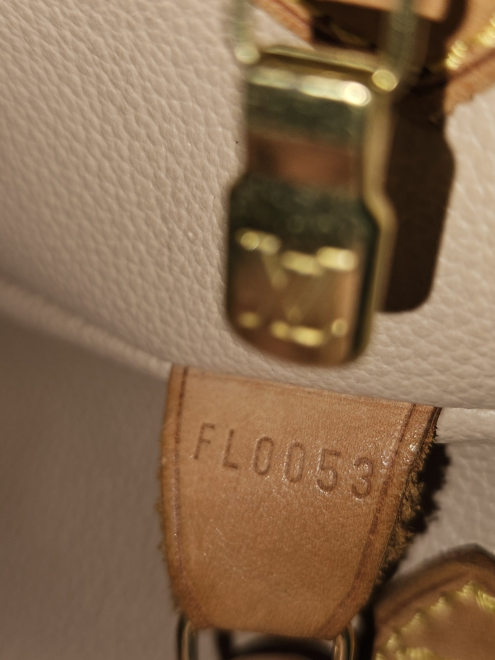 Authentic Louis Vuitton Vintage Bucket PM Monogram Canvas - Picture 10 of 12